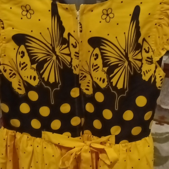 NWOT Shrawanti gold&black polkadot dress w butterflies & belt Sz 32 EU/23/14 US - Picture 3 of 15